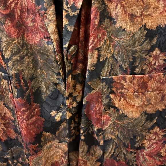 Floral Tapestry Blazer - Picture 2 of 5